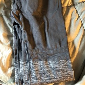 Gym shark two tone seamless leggings